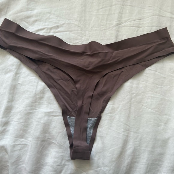 undies - Picture 2 of 2